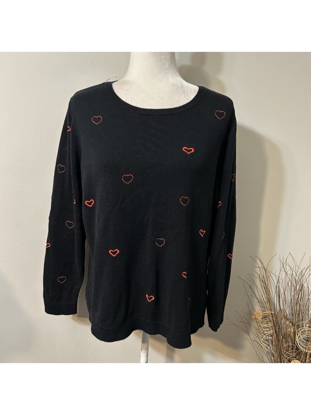 Christopher & Banks Sweater Women Black Long Sleeve Embroidered Red Hearts Sz XL
